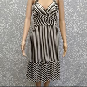 Chiffon Halter Dress NWT size 4 BCBG
